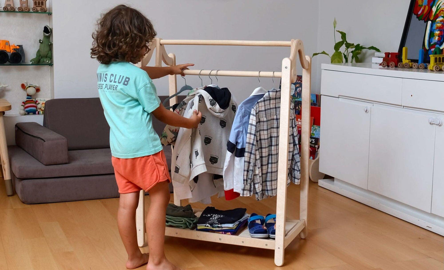 Wooden Kids Clothing Rack-4